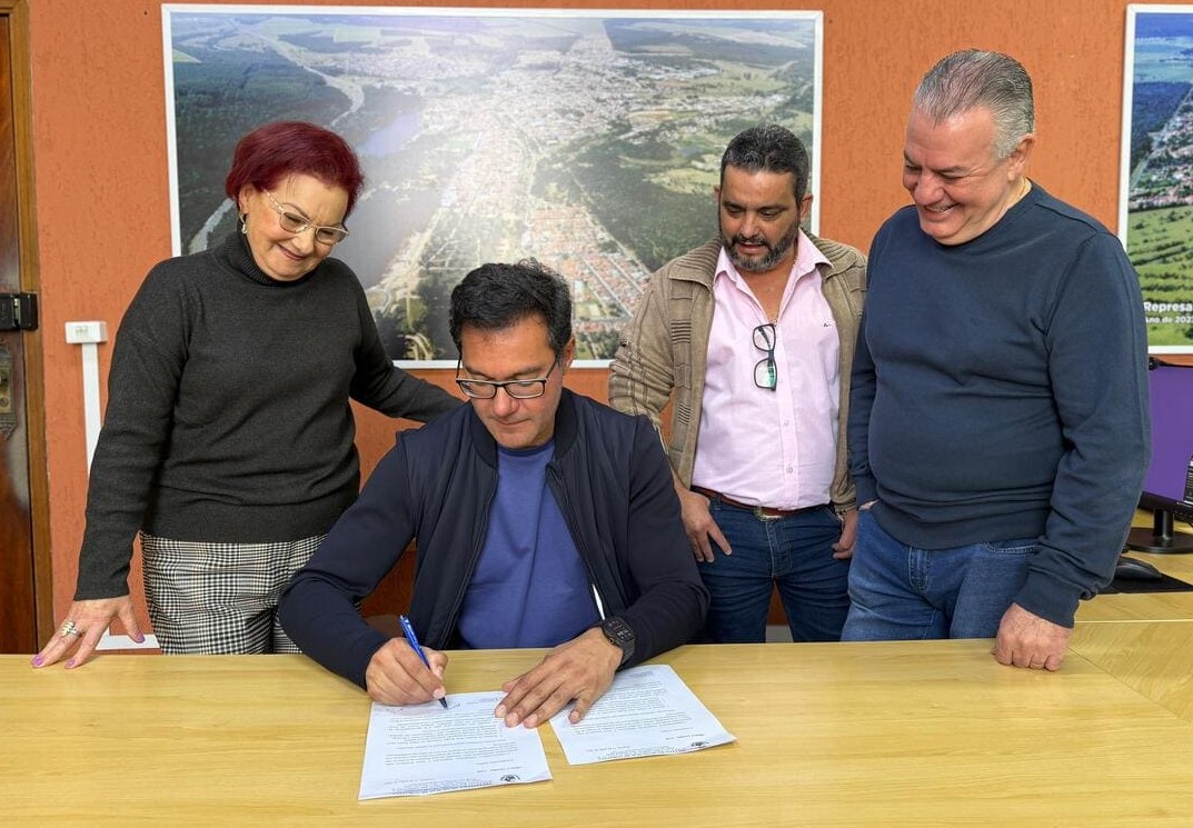 Itirapina recebe visita institucional do deputado estadual Alex Madureira